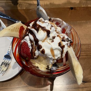 Oswego Grill - They even brought 3 spoons so we could all enjoy it!!!!! I brought the card home. - American Near Me - Beaverton, Oregon