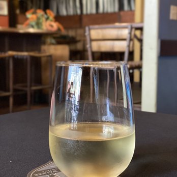 Three Italian Restaurant - . Sauvignon Blanc - Italian Near Me - Fairfield, California Three Italian Restaurant - . Sauvignon Blanc - Italian Near Me - Fairfield, California