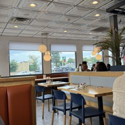 Oasis Diner