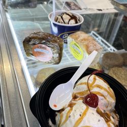 Cravings - Brownie sundae and breads