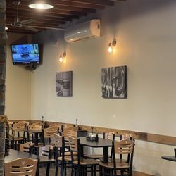 1787 Brewing Company - Inside