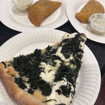 D'Cocco's - Spinach slice - Pizza Near Me - Oceanside, New York