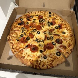 Pizza Pizza Express - Medium pepperoni and black olives pizza