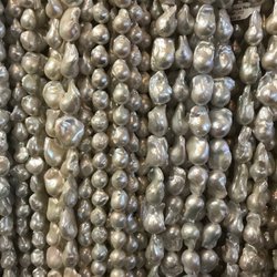 The Bead Boutique of Naples - Oh my PEARLS