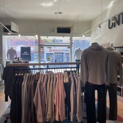 UNTUCKit