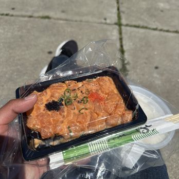 Basa Seafood Express - Spicy Salmon Poke - Seafood Near Me - San Francisco, California Basa Seafood Express - Spicy Salmon Poke - Seafood Near Me - San Francisco, California