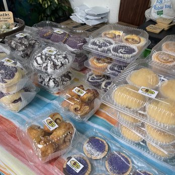 Bunso Breads Bakery & Cafe - Bakeries Near Me