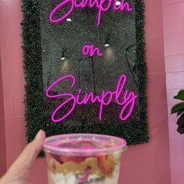 Super cute spot for a delicious bowl! Bananarama Smoothie Bowl small!!! But its packed with flavor! Super cute spot for a delicious bowl! Bananarama Smoothie Bowl small!!! But its packed with flavor!