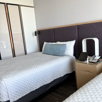 Universal Aventura Hotel - Room interior - Resorts Near Me - Orlando, Florida