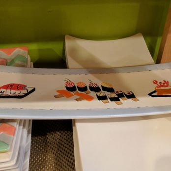 muddworks - Love this sushi plate. Must take photo. - Paint-Your-Own Pottery Near Me - Great Neck, New York muddworks - Love this sushi plate. Must take photo. - Paint-Your-Own Pottery Near Me - Great Neck, New York