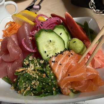 Velvet Belly - Chirashi bowl - Seafood Near Me - Rochester, New York Velvet Belly - Chirashi bowl - Seafood Near Me - Rochester, New York