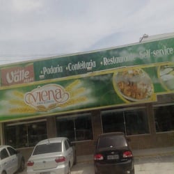 Viena Paes e Doces