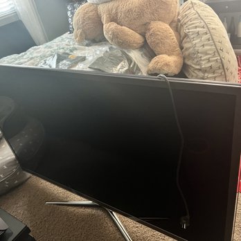 A2z Junk Services - Shows size of tv - Junk Removal & Hauling Near Me