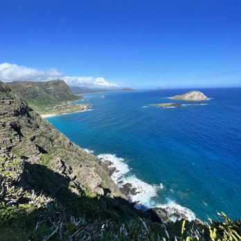 Makapu'u Point Lighthouse Trail - Hiking Near Me - Honolulu, Hawaii