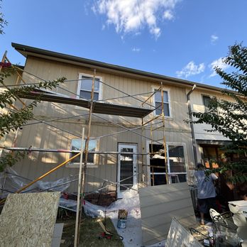 Ozzy’s Landscape And construction - Almost done with siding project! - General Contractors Near Me - Okmulgee, Oklahoma Ozzy’s Landscape And construction - Almost done with siding project! - General Contractors Near Me - Okmulgee, Oklahoma