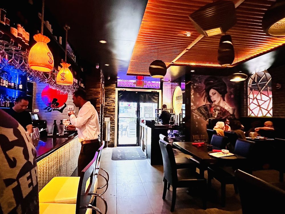 Yakitori Sake House