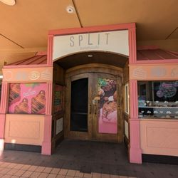 SPLIT Bakehouse - Ordering window