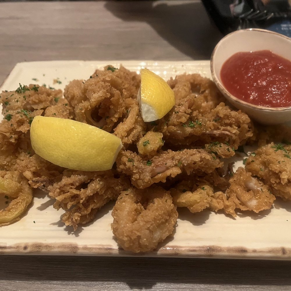 Remy’s on Main - Calamari - Breakfast & Brunch Near Me - Bradenton, Florida