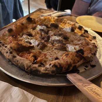C&C Wood Fired Eats - Shirt Rib Lasagna Pizza - Pizza Near Me - Key Largo, Florida