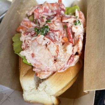the knack - lobster roll - Seafood Near Me - Orleans, Massachusetts