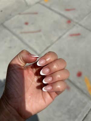 Glamour Nails by null