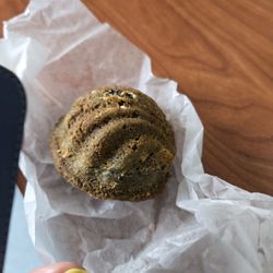 Tadaima - Black sesame madeleine