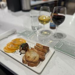 GRAPE + BEAN Rosemont - Burrata