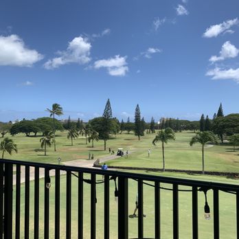 Mangiamo By 604 - The view from the outdoor patio tables - Italian Near Me - Honolulu, Hawaii Mangiamo By 604 - The view from the outdoor patio tables - Italian Near Me - Honolulu, Hawaii