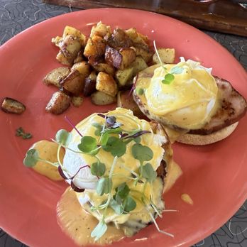 The Friendly Toast - Breakfast & Brunch Near Me - Bedford, New Hampshire The Friendly Toast - Breakfast & Brunch Near Me - Bedford, New Hampshire