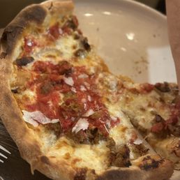 The smokin Joe had fennel sausage and the sauce was on point The smokin Joe had fennel sausage and the sauce was on point