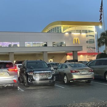 McDonald's - Drive Thru View - Burgers Near Me - Orlando, Florida McDonald's - Drive Thru View - Burgers Near Me - Orlando, Florida