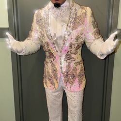Gizzelle James Couturiere