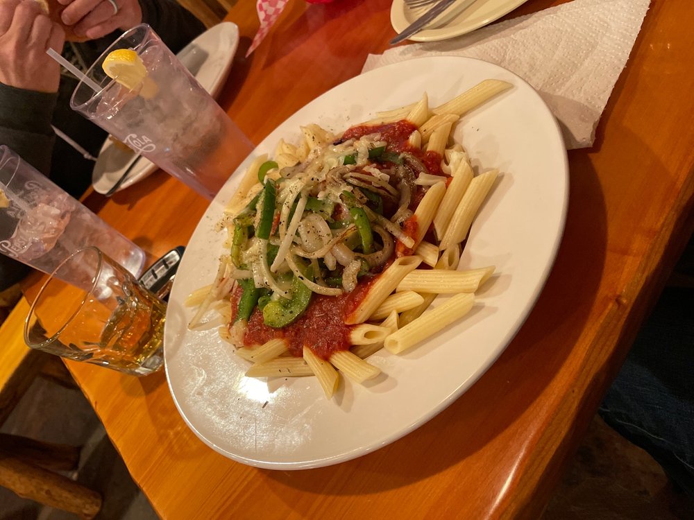 PAULS PIZZA DEN Updated April 2024 13 Photos & 32 Reviews 204 N