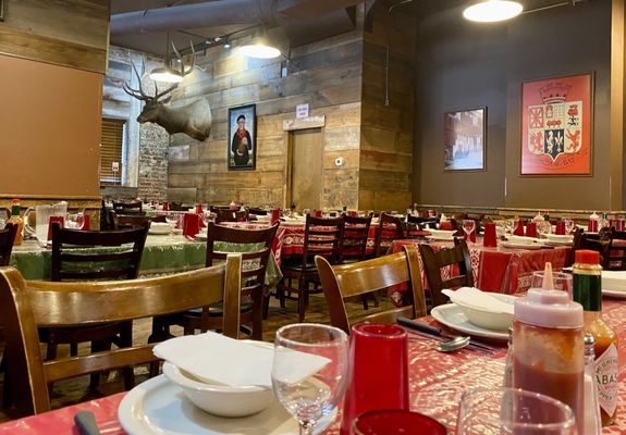 Louis' Basque Corner by null