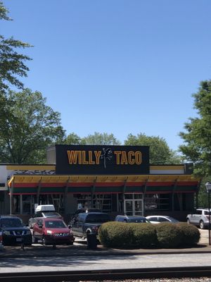 Willy Taco by null