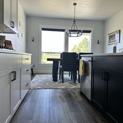 Maids On The Move - Kitchen cupboards and floors