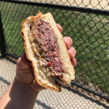 Cutty's - Beef 1000 - Sandwiches Near Me - Brookline, Massachusetts