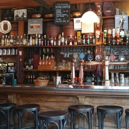 Old school bar, the Café Slijterij Oosterling Old school bar, the Café Slijterij Oosterling