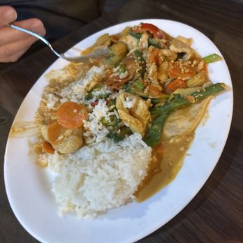 Ban Thai - Thai Near Me - Cincinnati, Ohio
