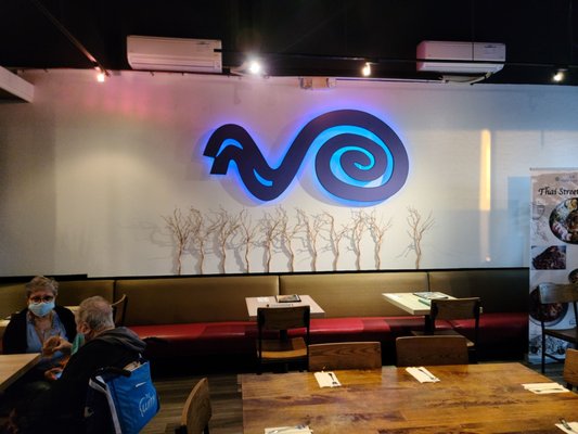 Noodle Wave Garland by null