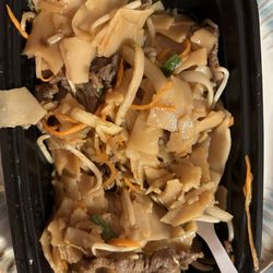 Chopstick Brothers Chinese & Noodle House - Chow Fun Noodle