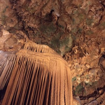 Luray Caverns - They call these "the drapes" - Museums Near Me - Luray, Virginia Luray Caverns - They call these "the drapes" - Museums Near Me - Luray, Virginia