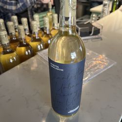 Charleston Wine Co