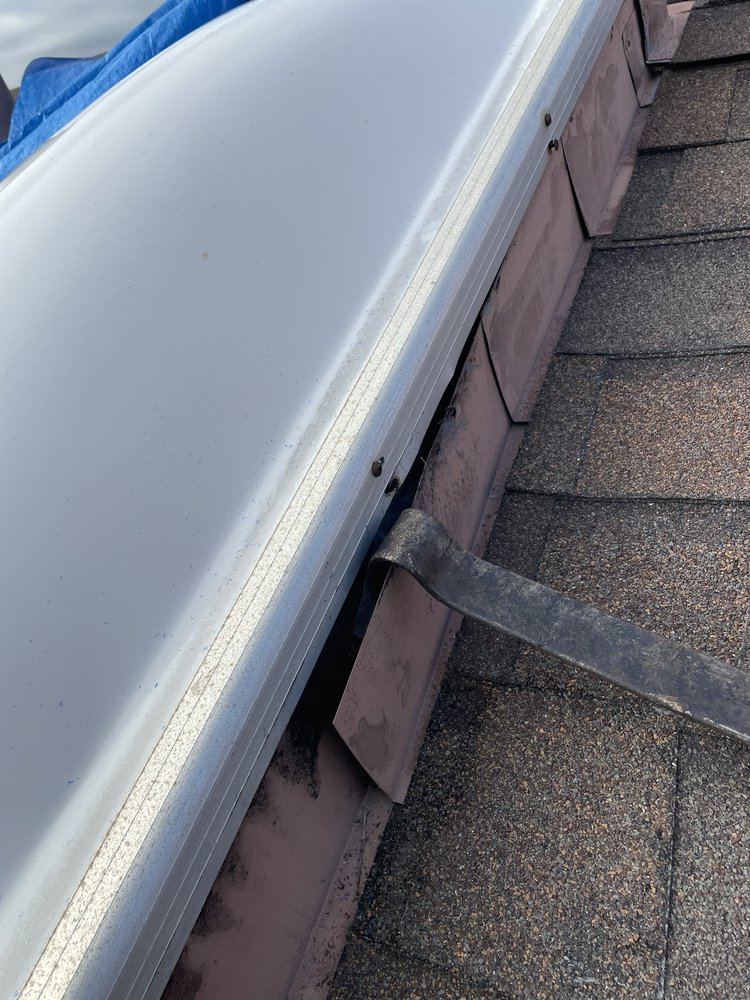 Slide of Roofing Service’s