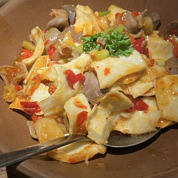 Mountain House - Chinese Near Me - New York, New York