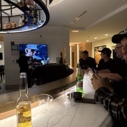 St Regis Hotel - Cold beer and people's