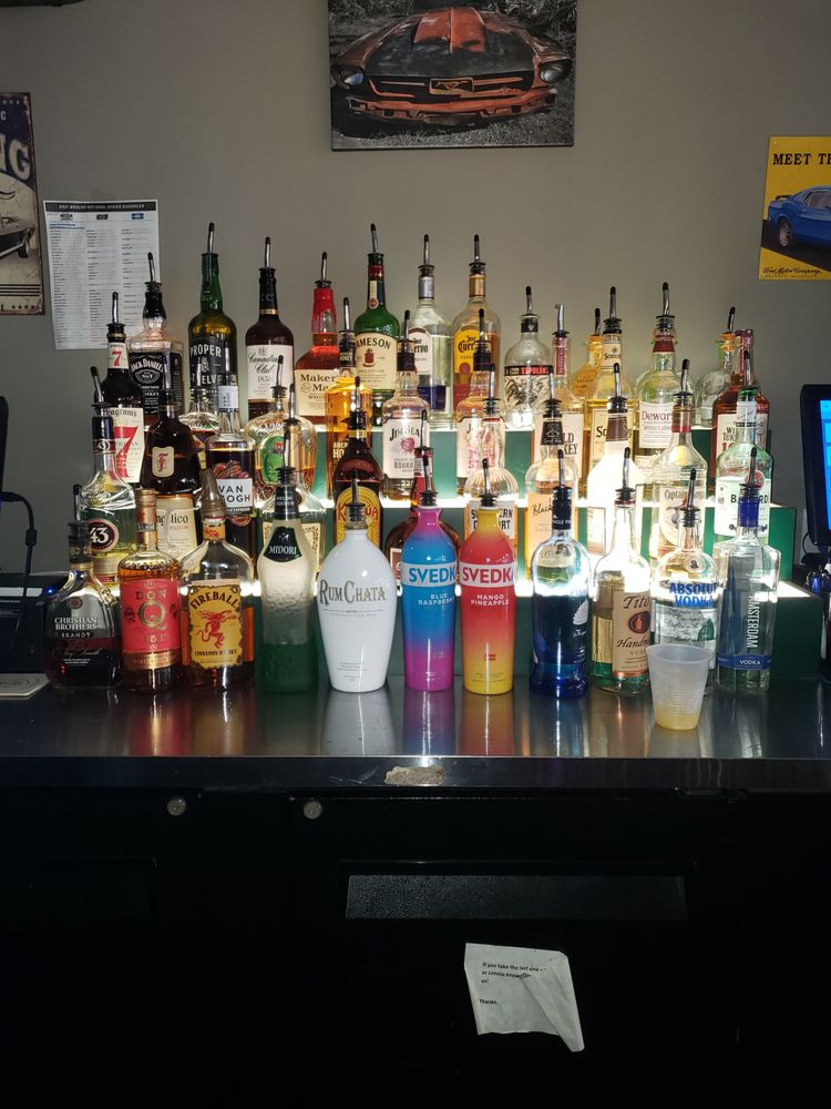 TIRE IRON TAVERN Updated September 2024 445 N Hwy 52, Moncks Corner, South Carolina