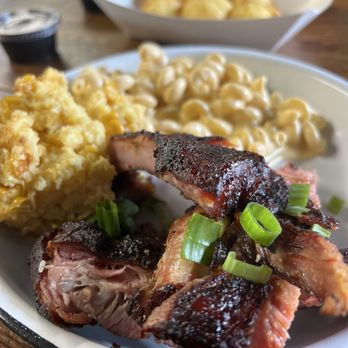 Barrel & Boar Creekside - Yummy in my tummy!! No words. - Barbeque Near Me - Gahanna, Ohio
