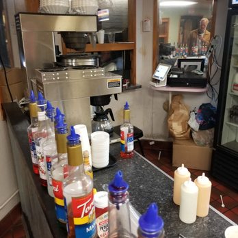 Shake N Burger Coos Bay - Coffee options - Burgers Near Me - Coos Bay, Oregon Shake N Burger Coos Bay - Coffee options - Burgers Near Me - Coos Bay, Oregon