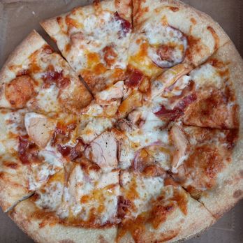 Flippers Pizza - BBQ chicken - Pizza Near Me - Kissimmee, Florida Flippers Pizza - BBQ chicken - Pizza Near Me - Kissimmee, Florida